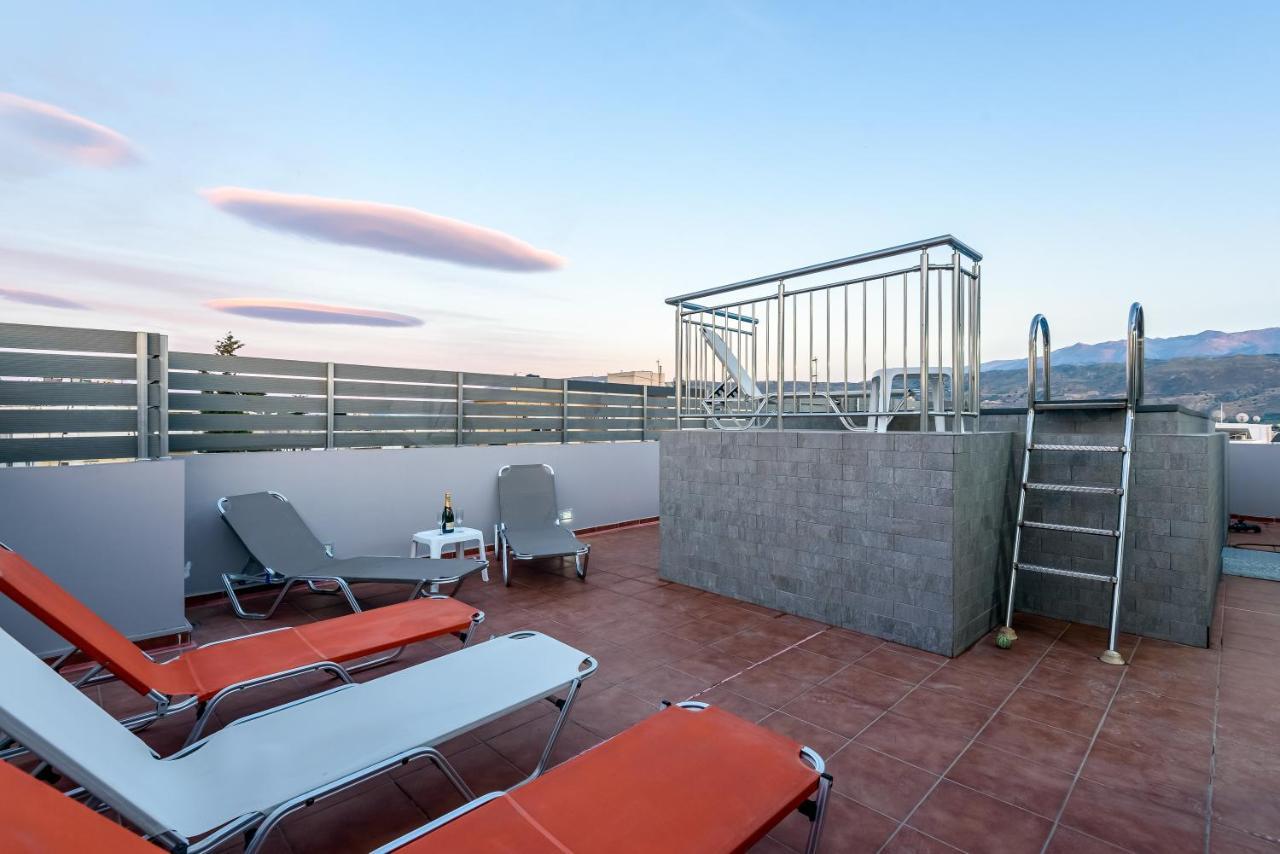 Luxury Villa In City Center With Rooftop Swimming Pool خانيا المظهر الخارجي الصورة